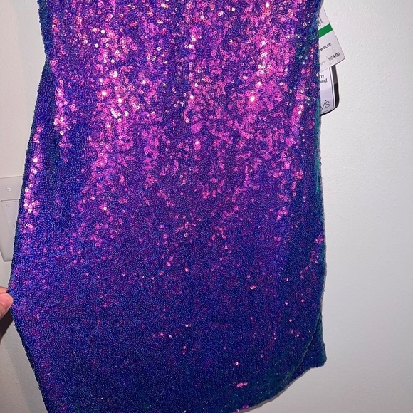NWT 🥀 B. Darlin Women's Sequin Mini Dress - Picture 4 of 12